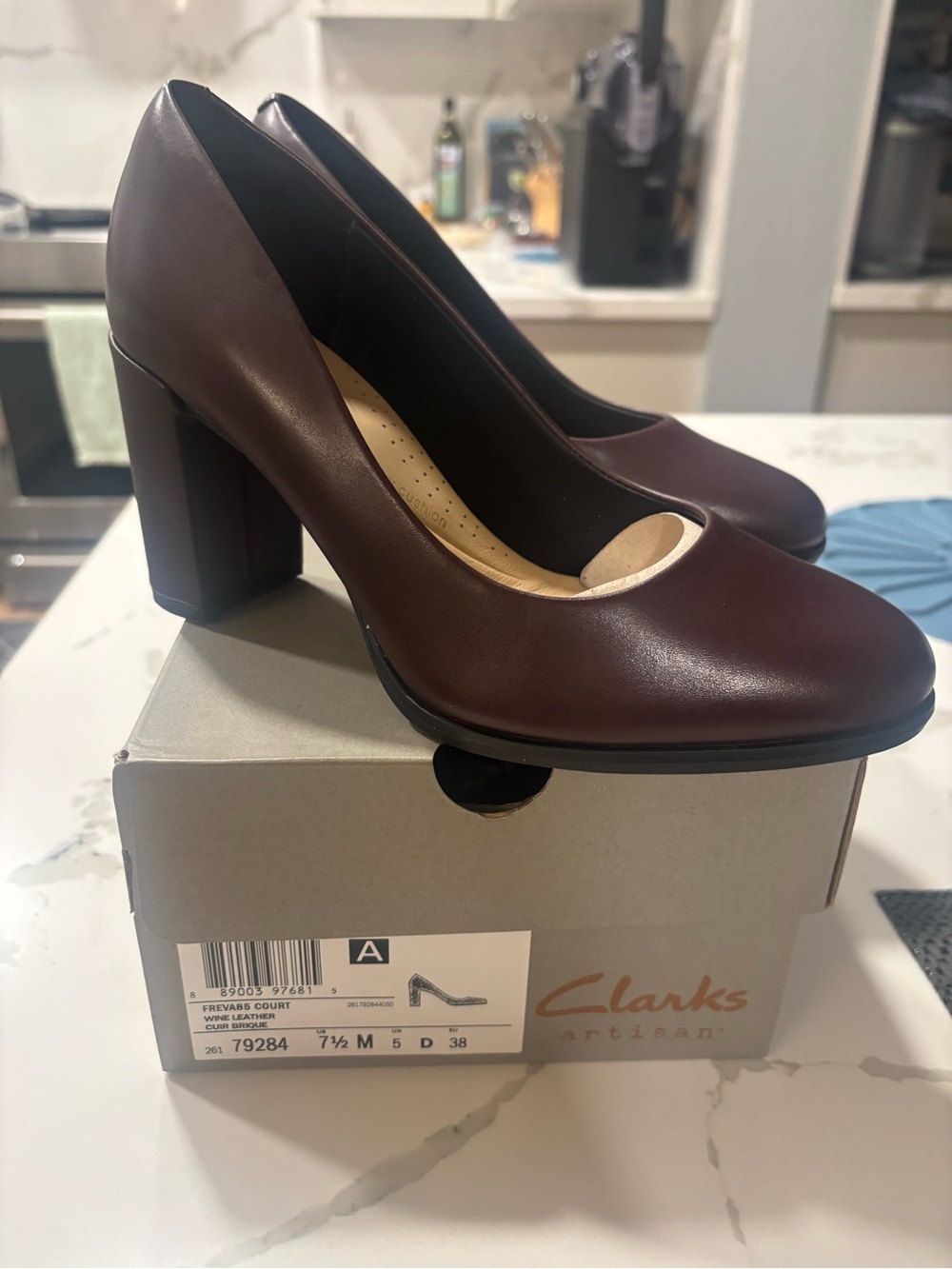 Clarks Women’s Dark Brown Leather Block Heel Pumps